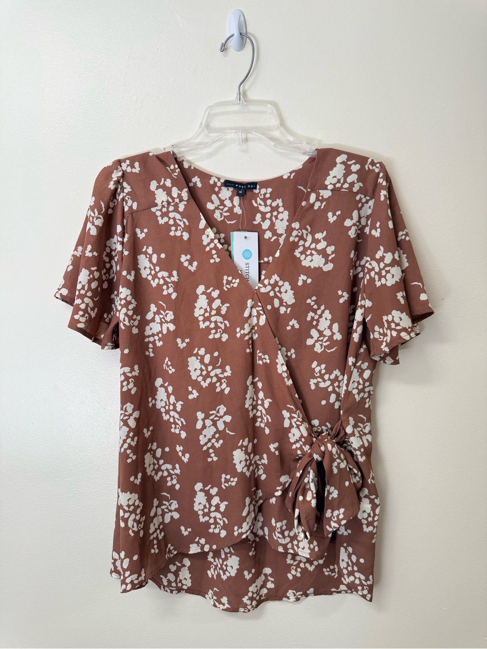 Floral Wrap Short-Sleeve Top in Brown